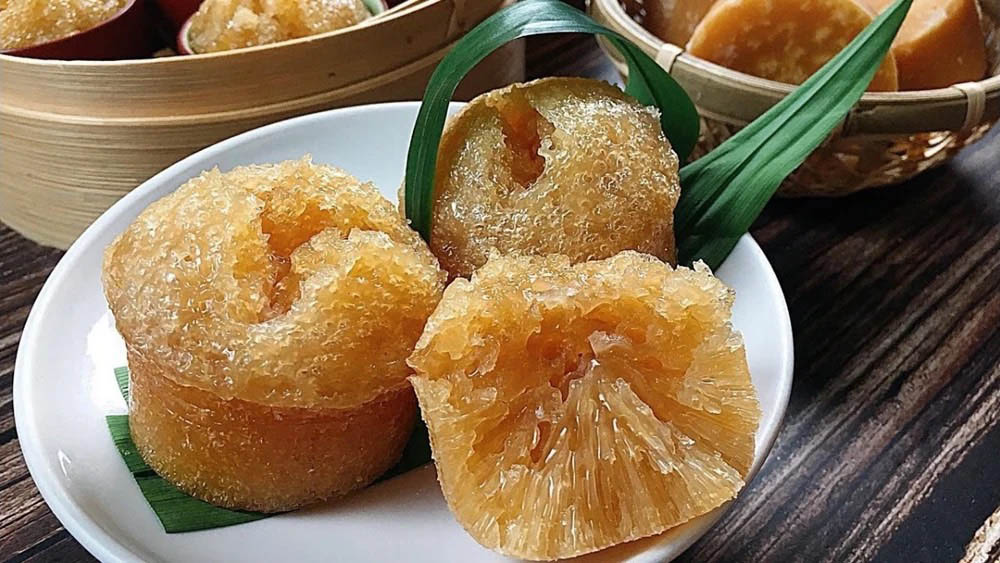 Vietnamese honeycomb cake